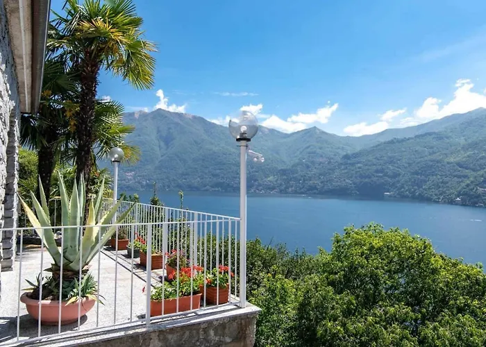 וילה Fantastica Carate Urio